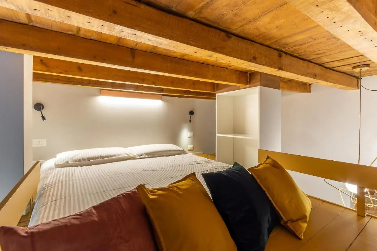 מילאנו Casa Olfinia - Cosy Studio Apartment On The Canal 0*,  איטליה