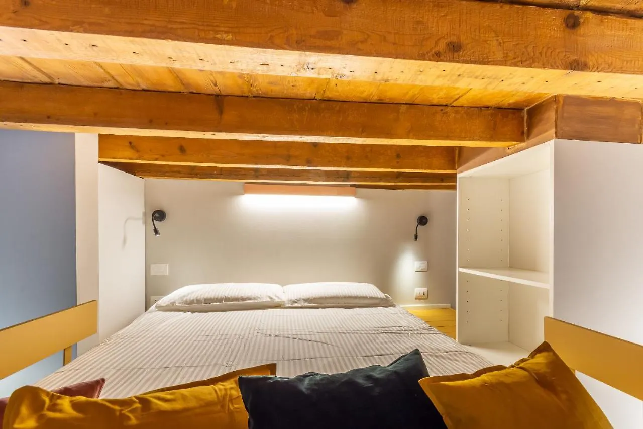 מילאנו Casa Olfinia - Cosy Studio Apartment On The Canal 0*,